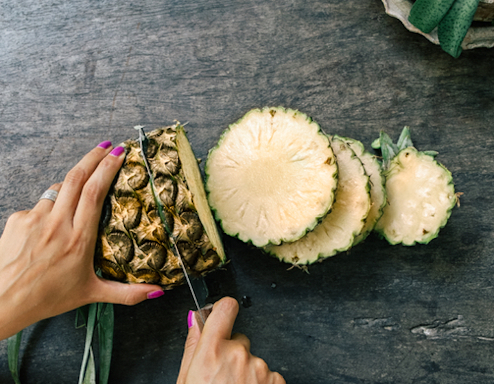 Channel healthy tropical vibes with pineapple, which helps boost immunity and metabolism with the help of Vitamin C and manganese. 